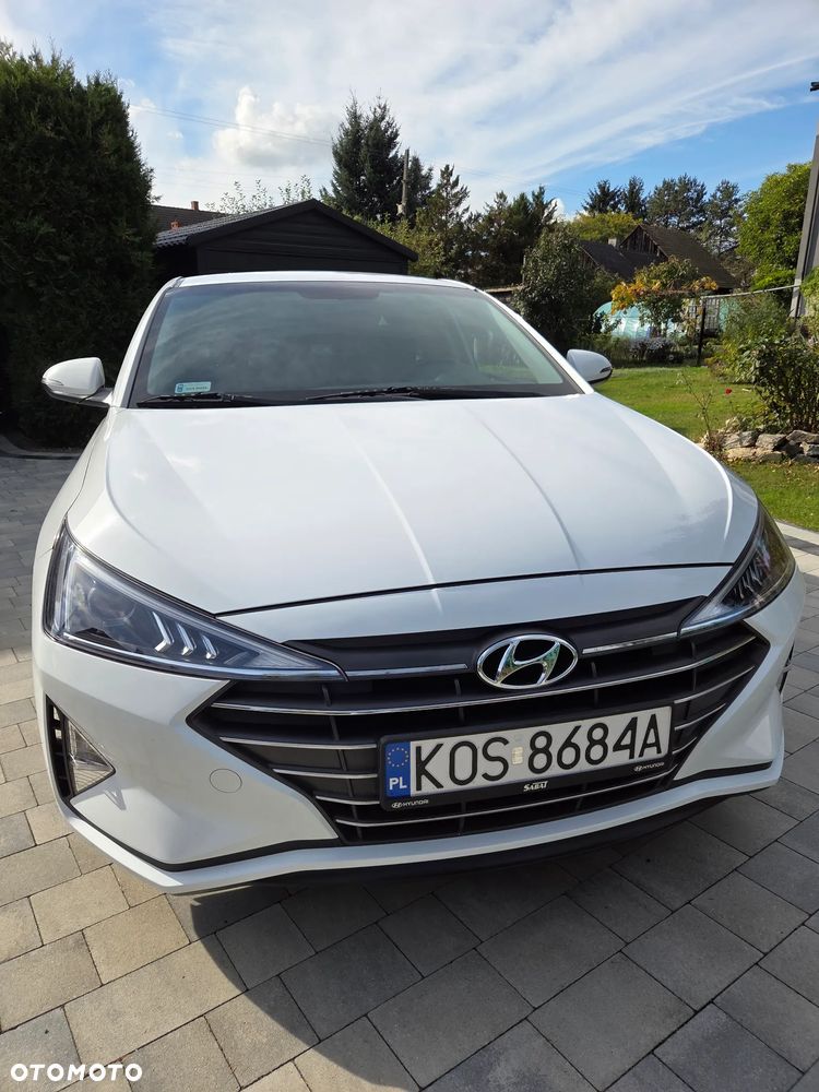 Hyundai Elantra - 6