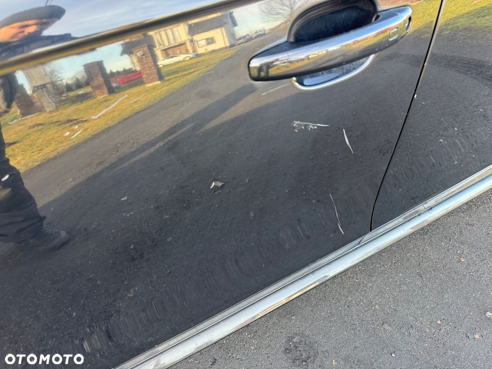 Audi A4 ver-avant-2-0-tdi-dpf-multitronic-s-line-sportpaket - 18