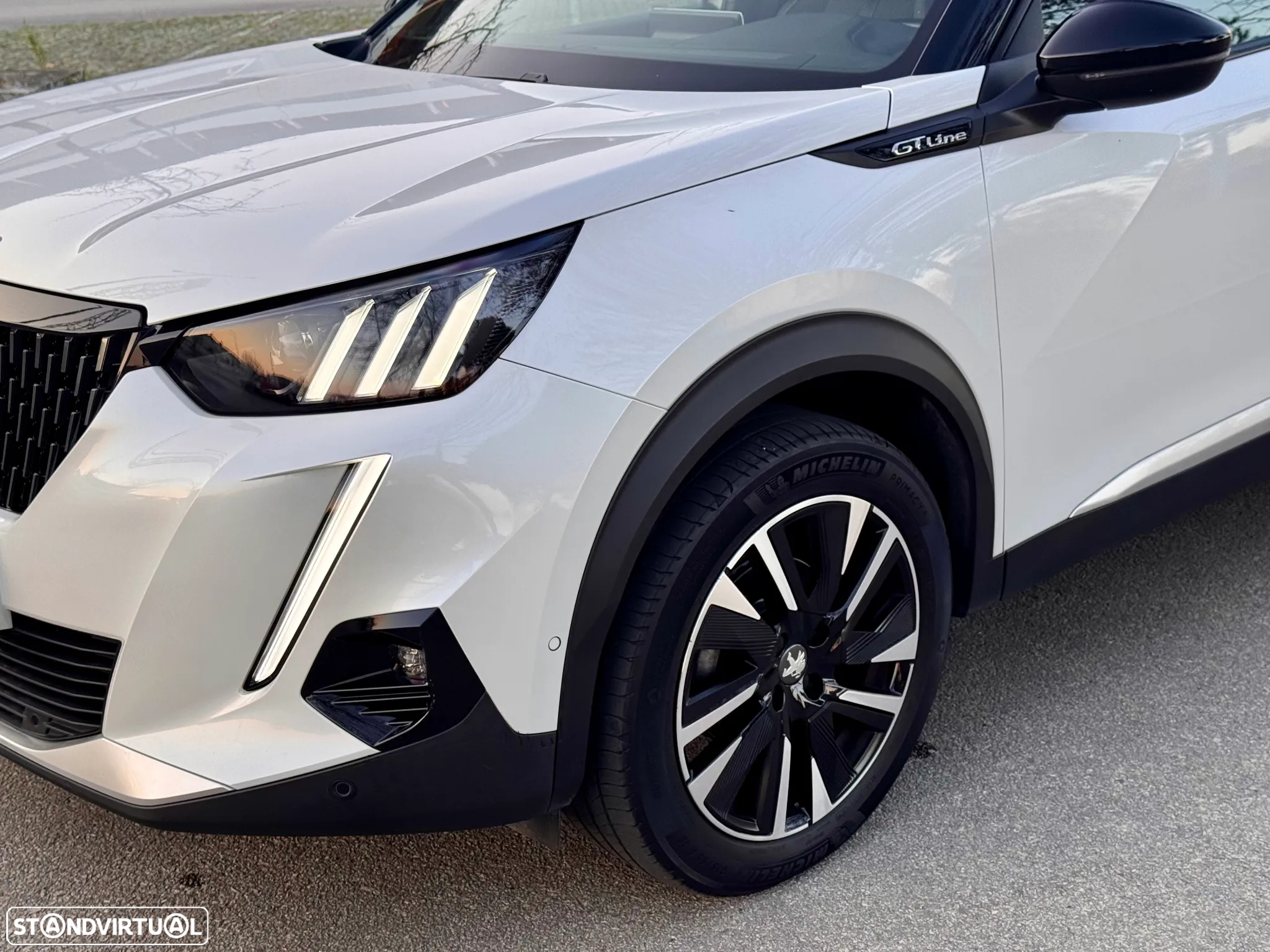 Peugeot 2008 1.2 PureTech GT Line - 19