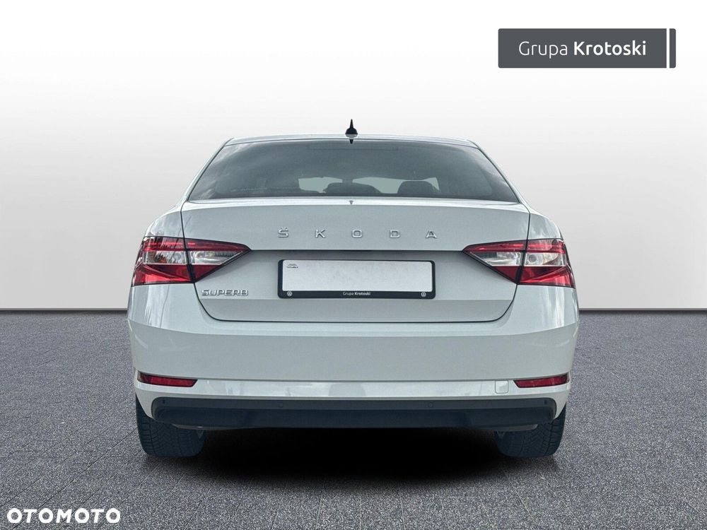 Skoda Superb 2.0 TSI Ambition DSG - 6