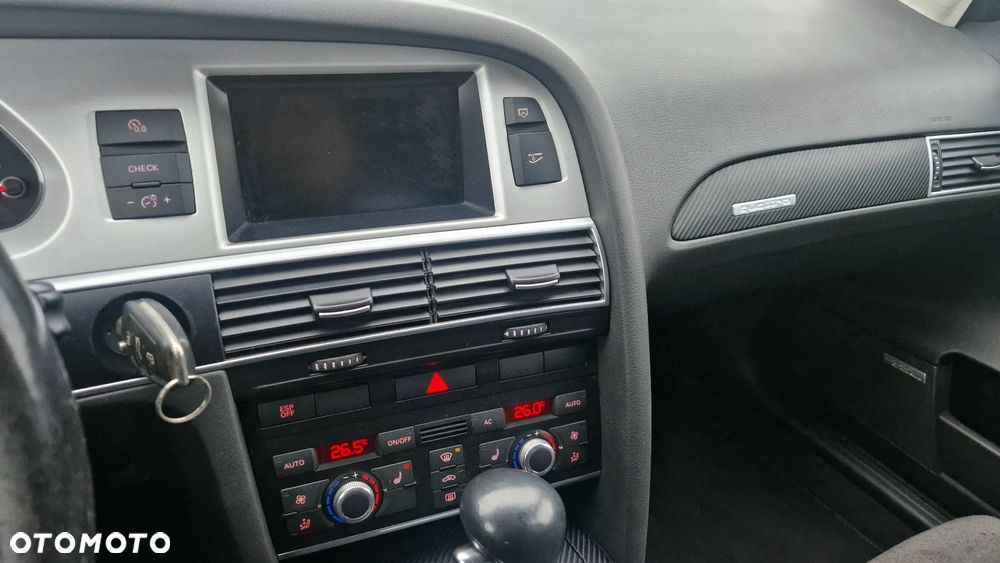 Audi A6 Avant 2.7 TDI DPF quattro tiptronic - 16