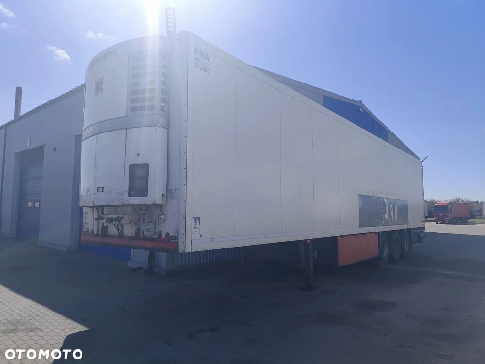 Schmitz Cargobull SKO 24/L - 1