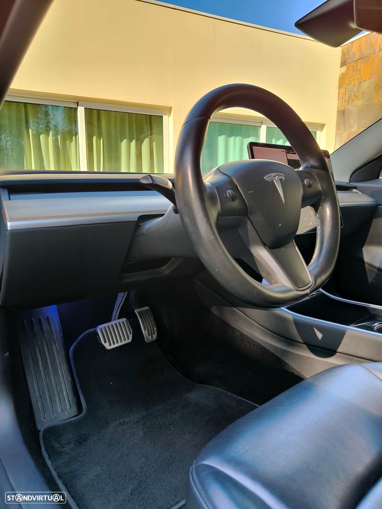Tesla Model 3 Long Range AWD Dual Motor — fotografia 10