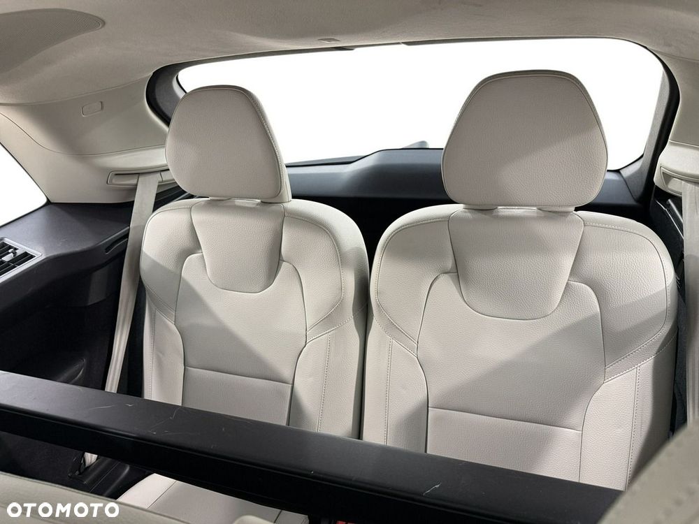 Volvo XC 90 - 14