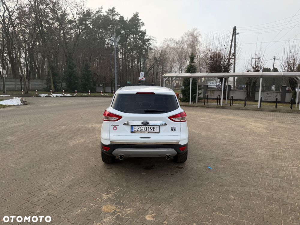 Ford Kuga 2.0 TDCi FWD Titanium - 6