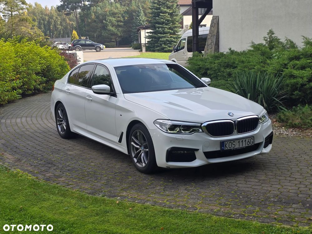 BMW Seria 5 520d xDrive - 13