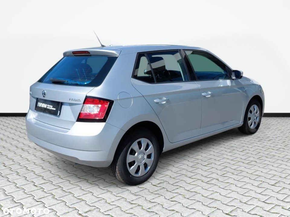 Skoda Fabia - 5
