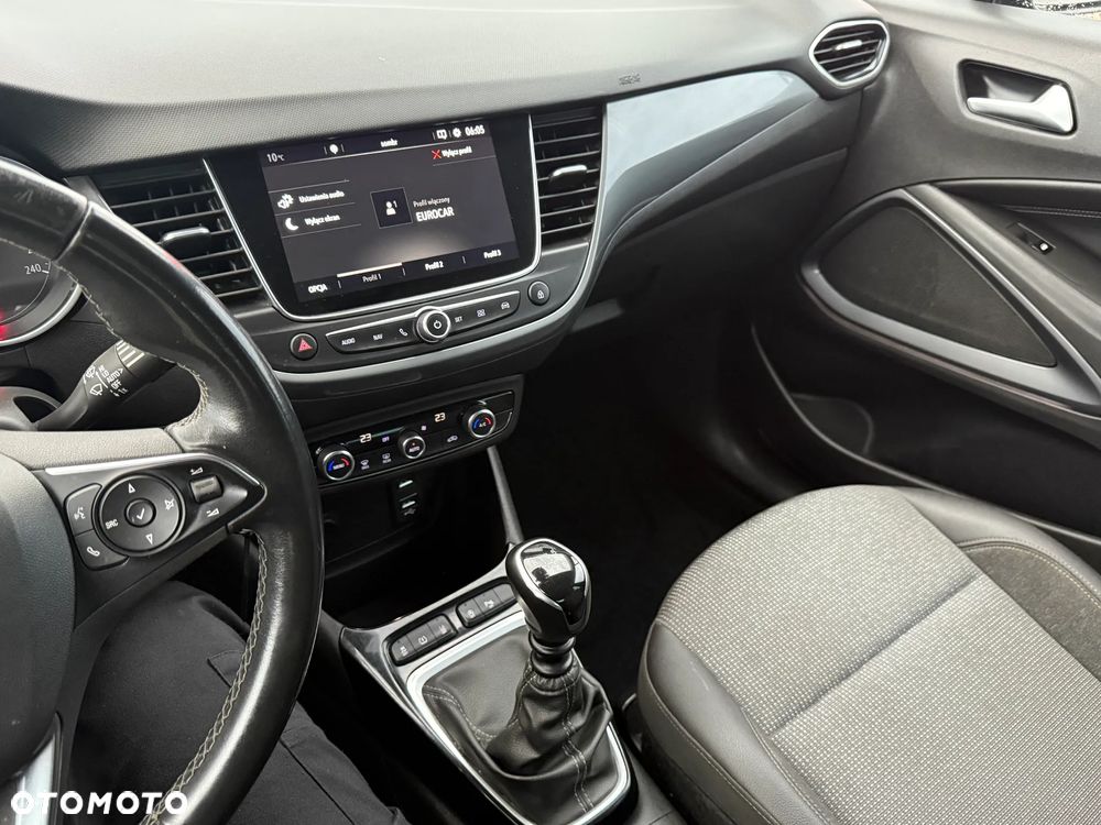Opel Crossland - 13