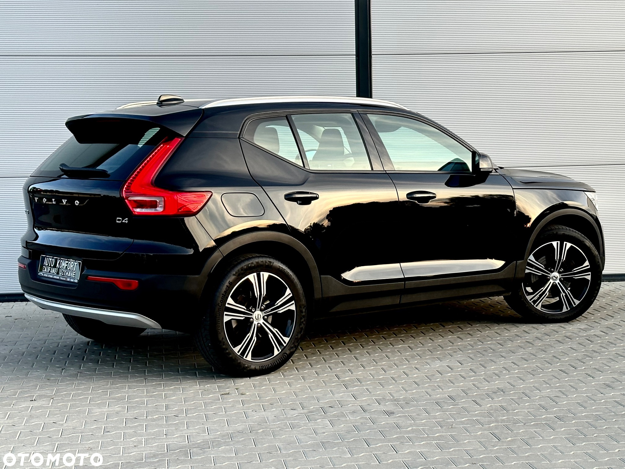 Volvo XC 40 D4 AWD Momentum Pro - 14