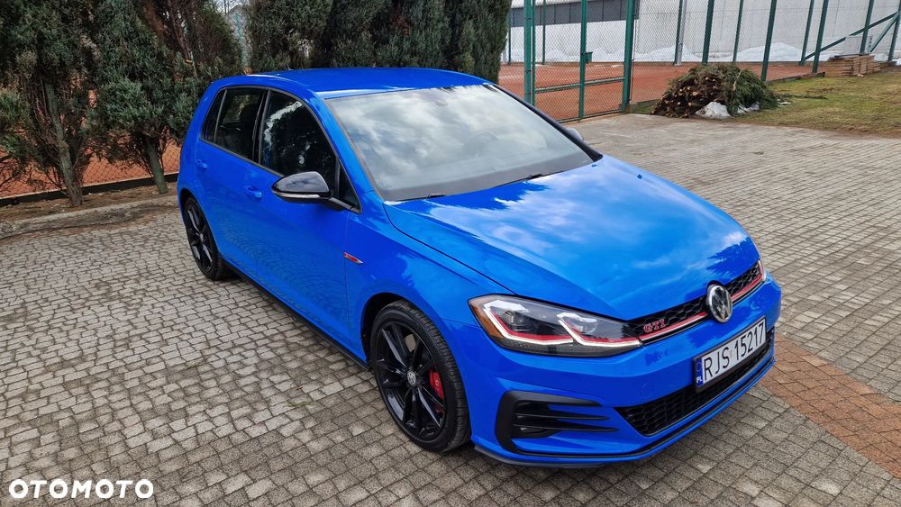 Volkswagen Golf - 19