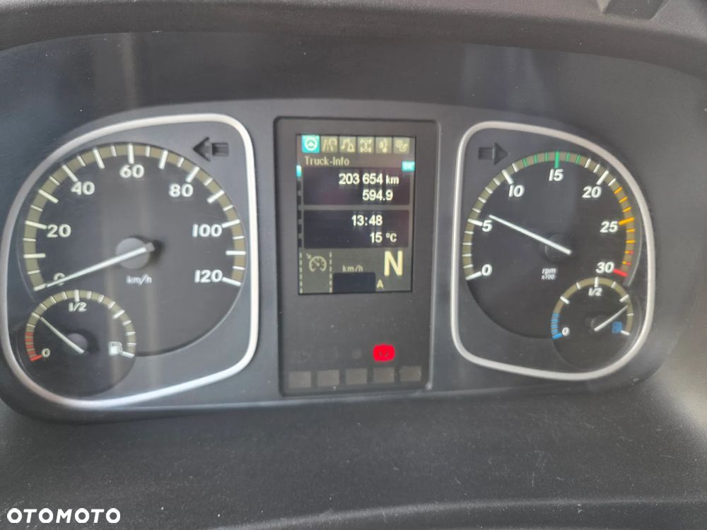Mercedes-Benz Atego 1524 - 28