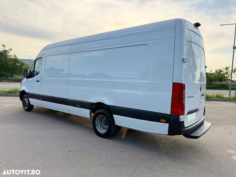 Mercedes-Benz Sprinter - 37
