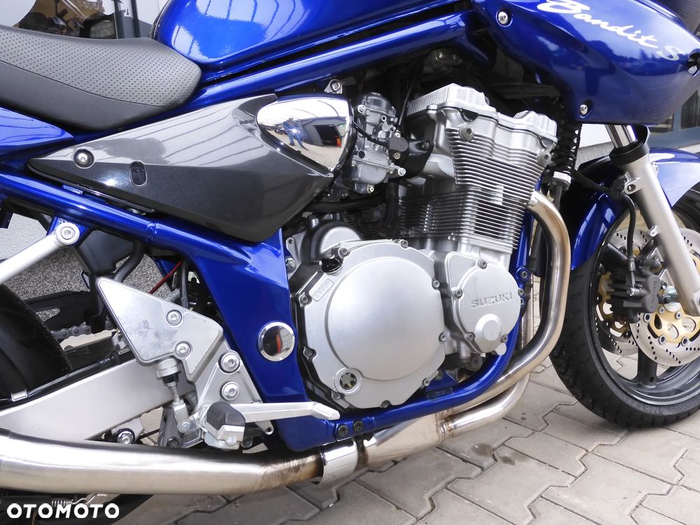 Suzuki Bandit - 10