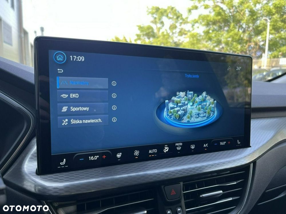 Ford Kuga - 26