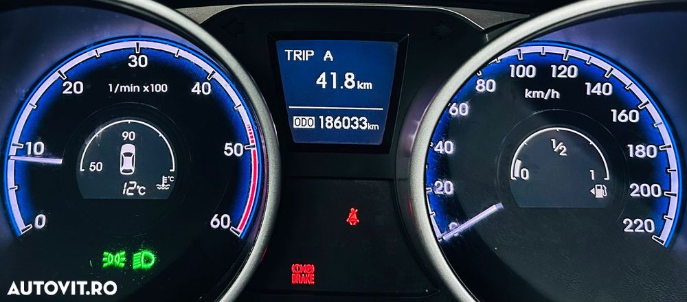 Hyundai ix35 1.7 CRDI 2WD blue Finale - 30