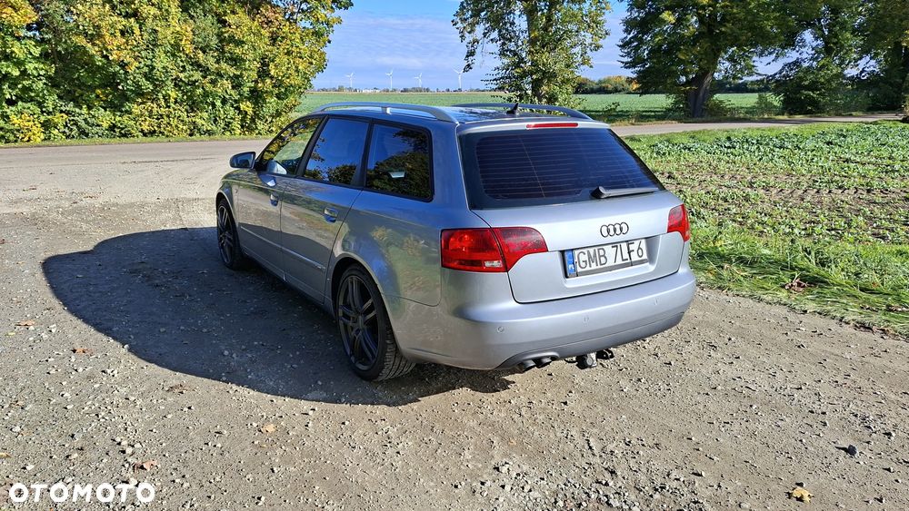 Audi A4 Avant - 4