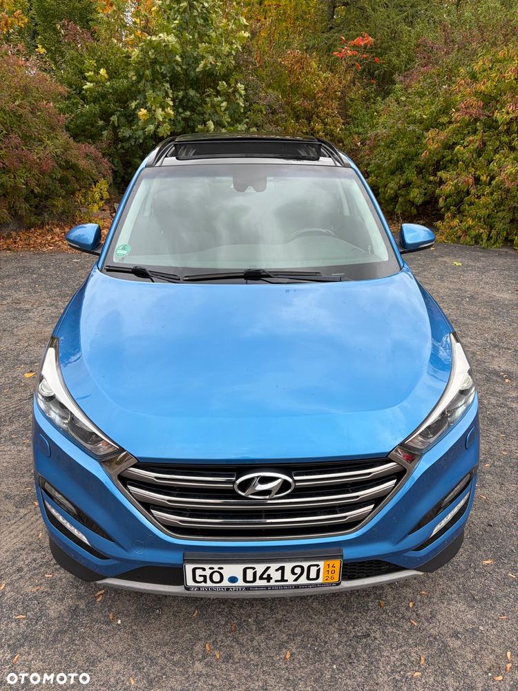 Hyundai Tucson 2.0 CRDI 4WD Automatik Premium - 25