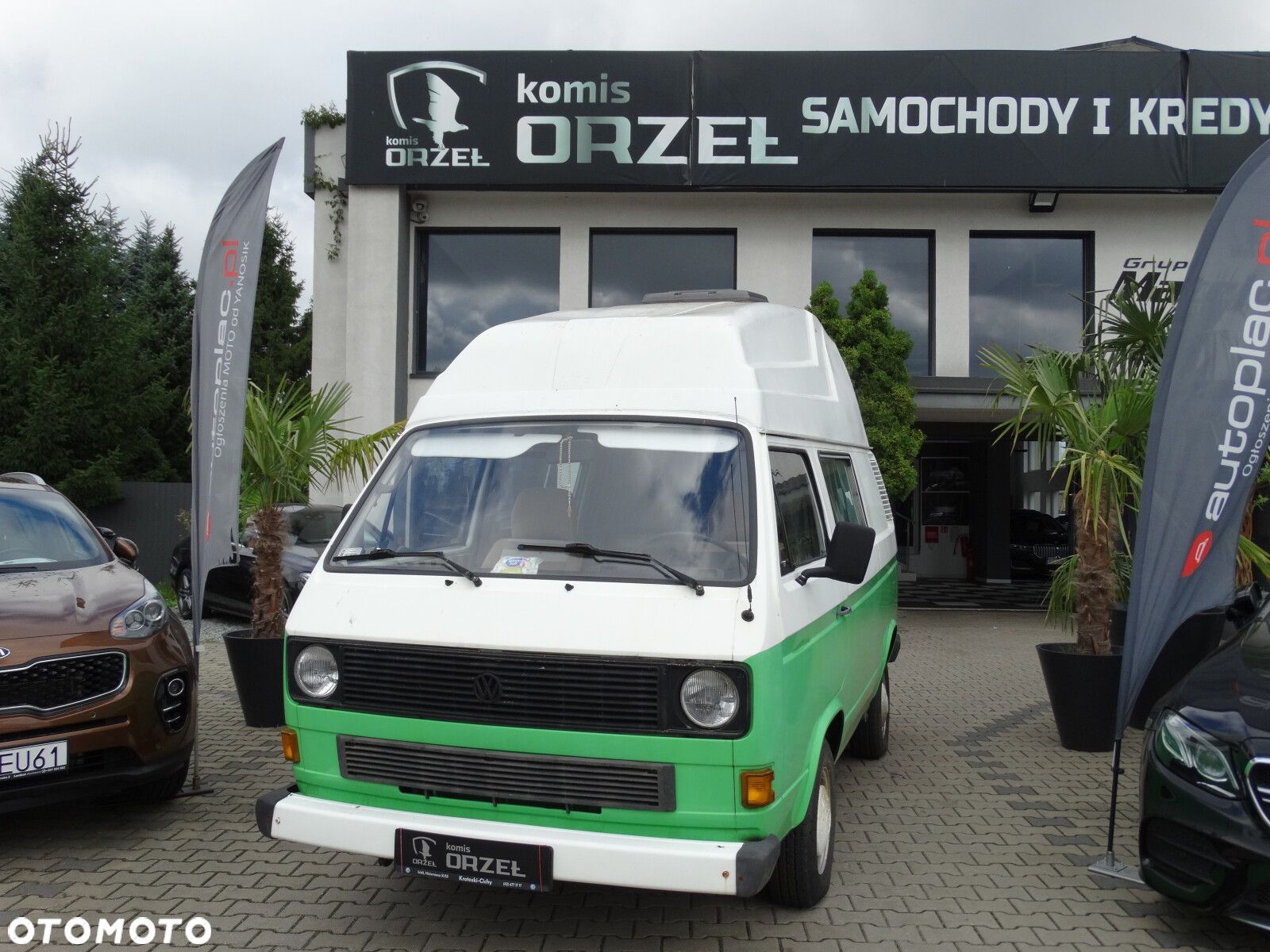 Volkswagen Transporter - 1