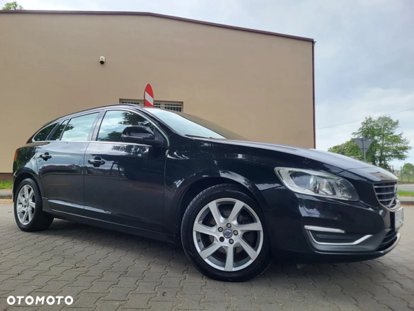 Volvo V60 D4 Drive-E Momentum