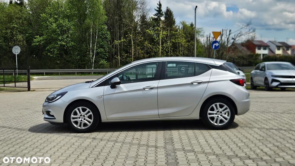 Opel Astra 1.4 T Enjoy - 19