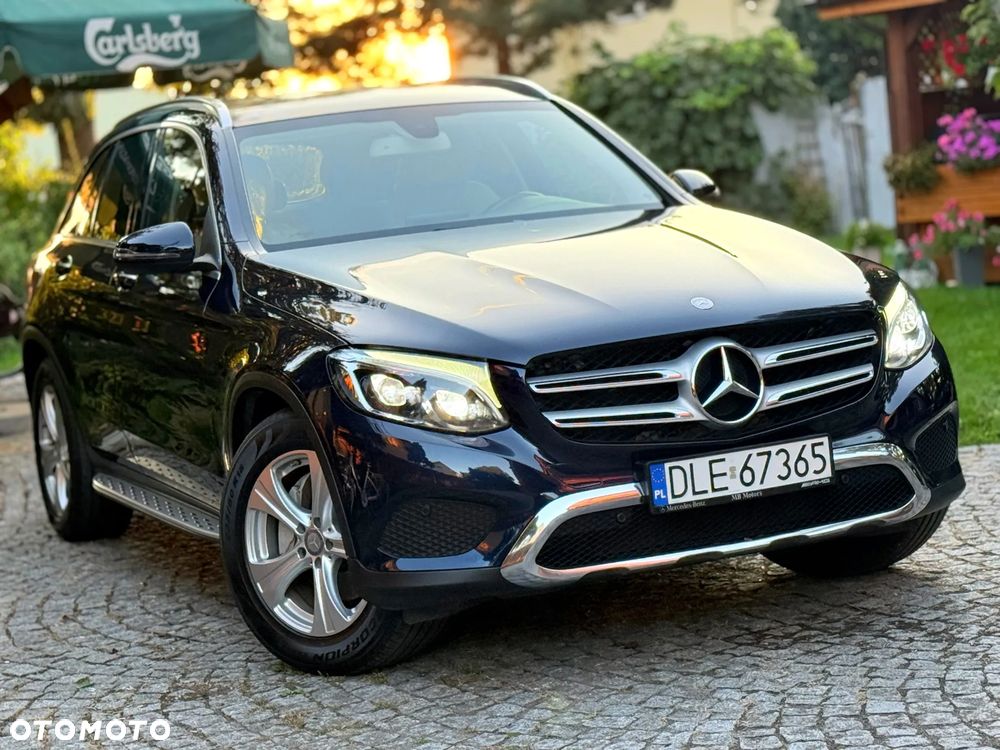 Mercedes-Benz GLC - 38