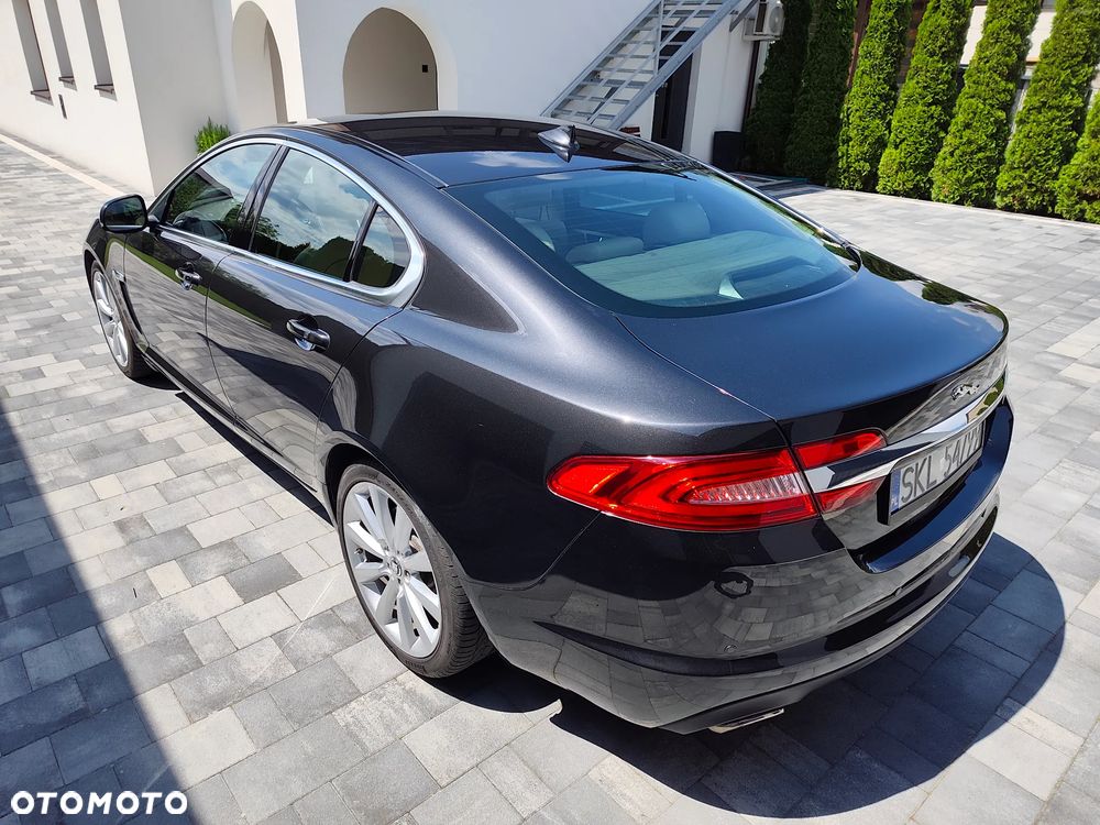 Jaguar XF 3.0 V6 S Luxury - 15