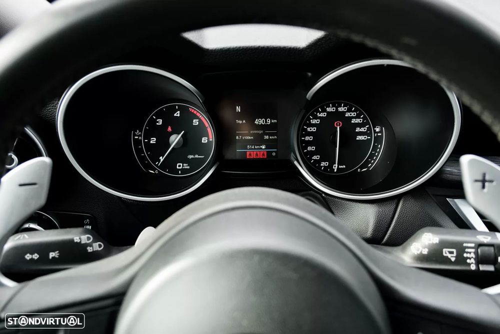 Alfa Romeo Stelvio 2.2 D Super AT8 - 26