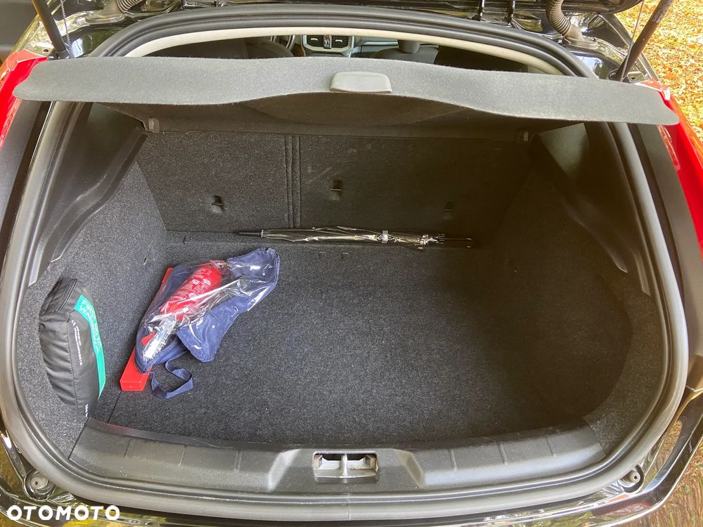 Volvo V40 - 11