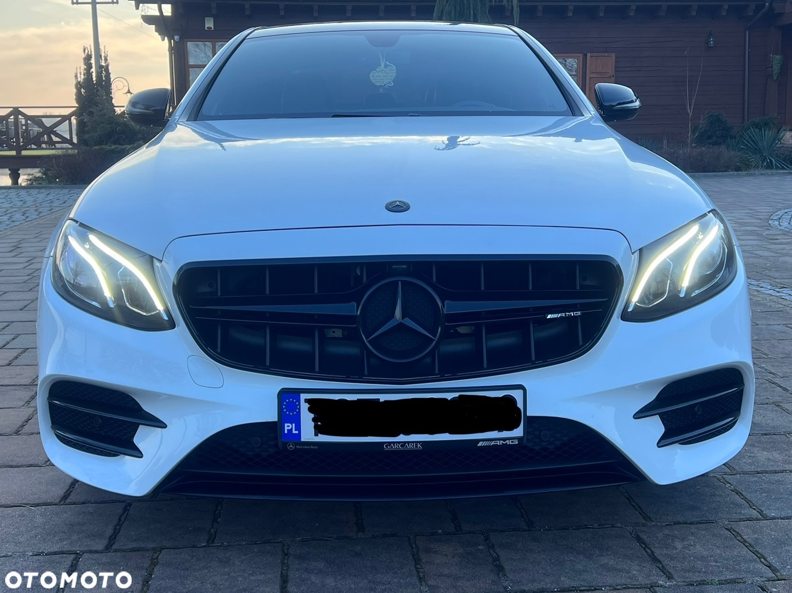 Mercedes-Benz Klasa E - 2