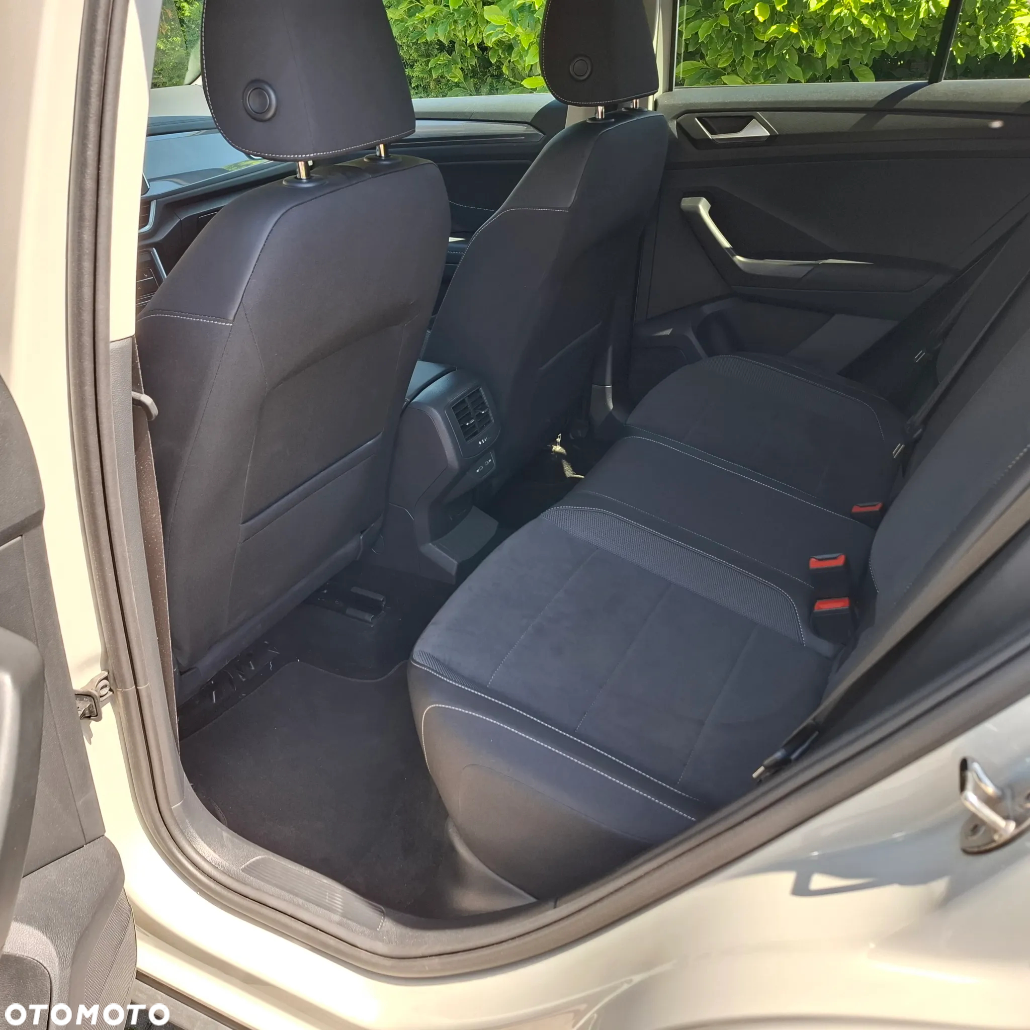 Volkswagen T-Roc 1.5 TSI Style - 13