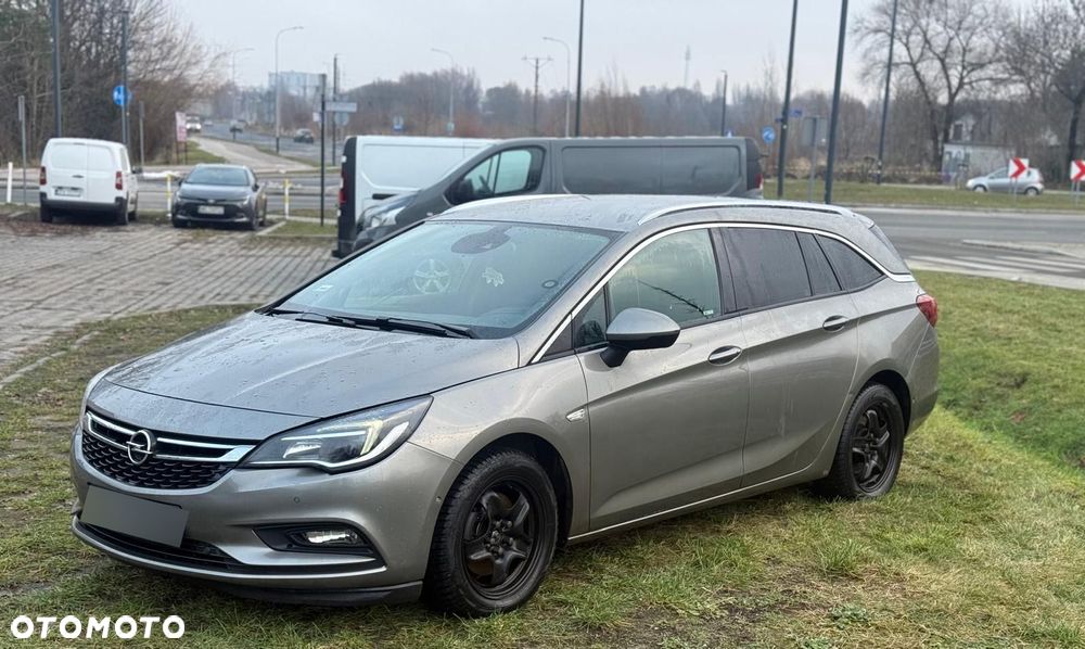 Opel Astra 1.6 CDTI Essentia - 7