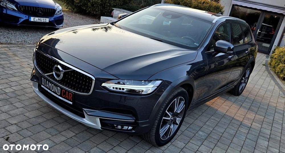 Volvo V90 Cross Country D5 AWD Geartronic Pro - 3