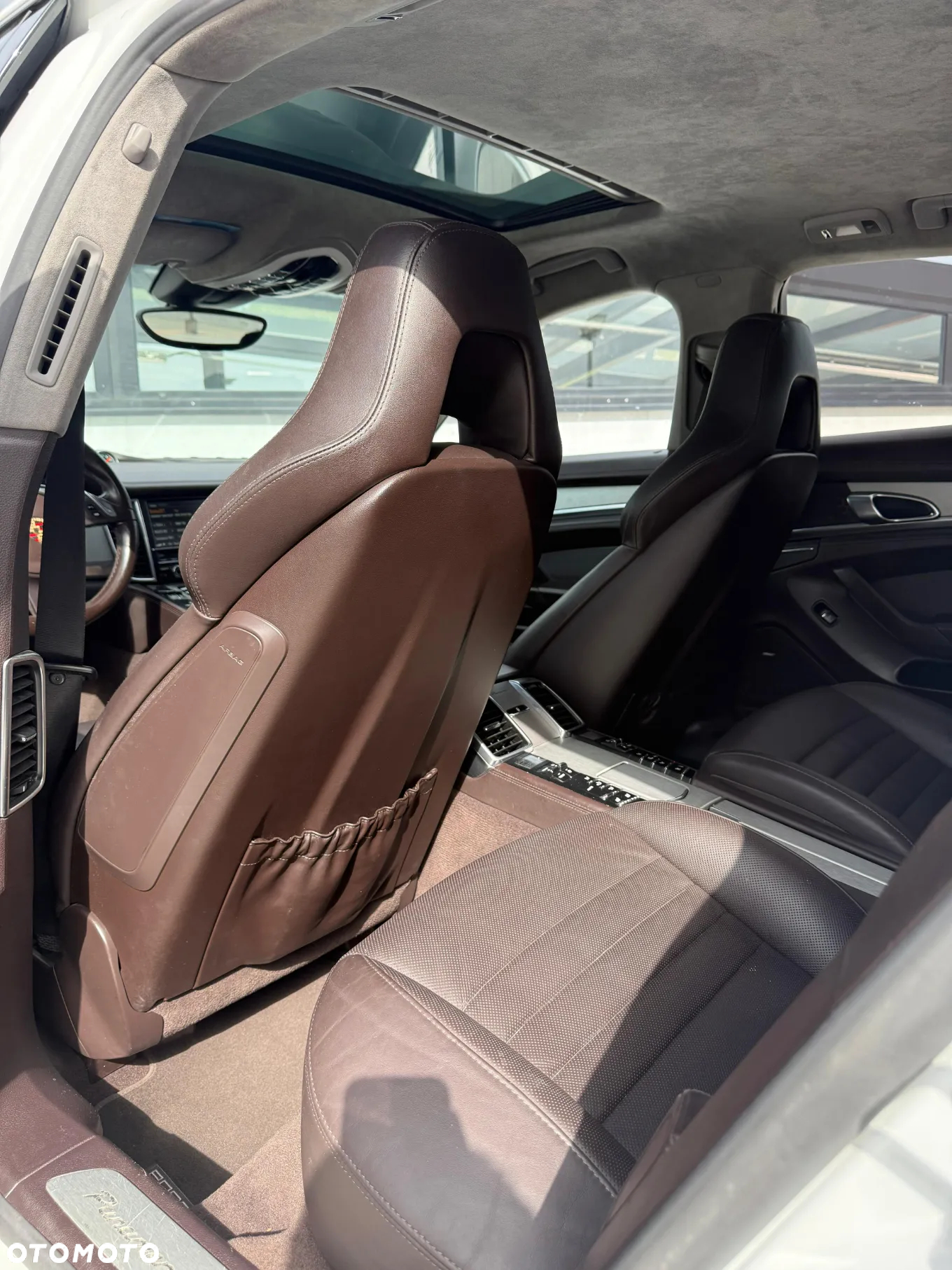 Porsche Panamera GTS PDK - 21