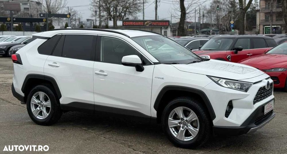 Toyota RAV4 - 11