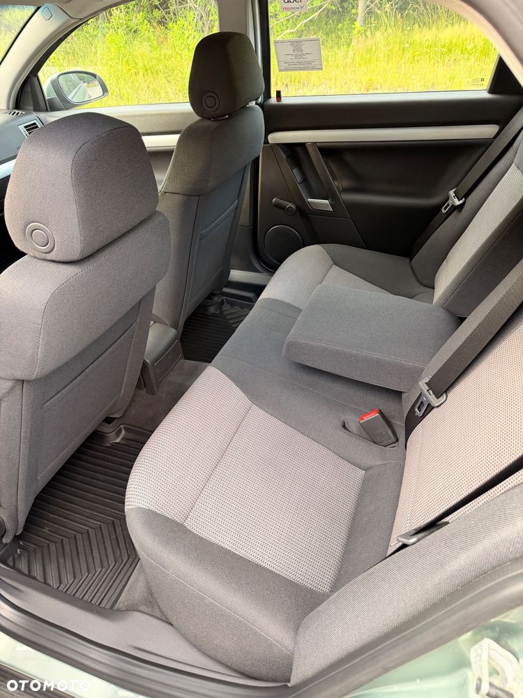 Opel Vectra 1.8 Cosmo - 11