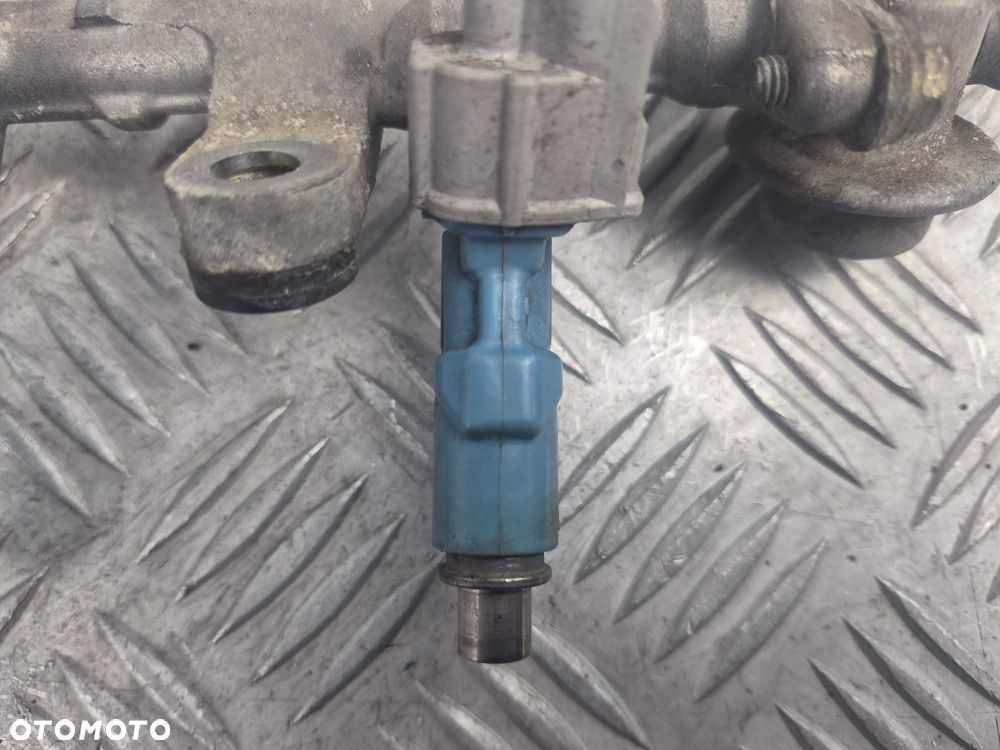 Listwa wtryskowa Toyota Yaris II 2325023020 - 3