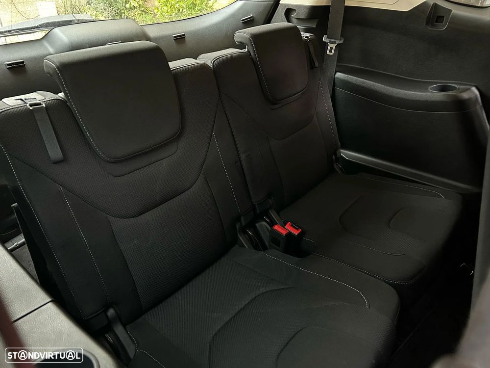 Ford S-Max 2.0 TDCi Titanium - 55