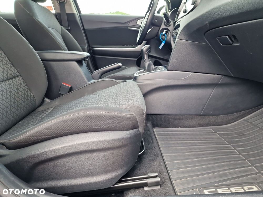 Kia Ceed 1.0 T-GDI M - 16