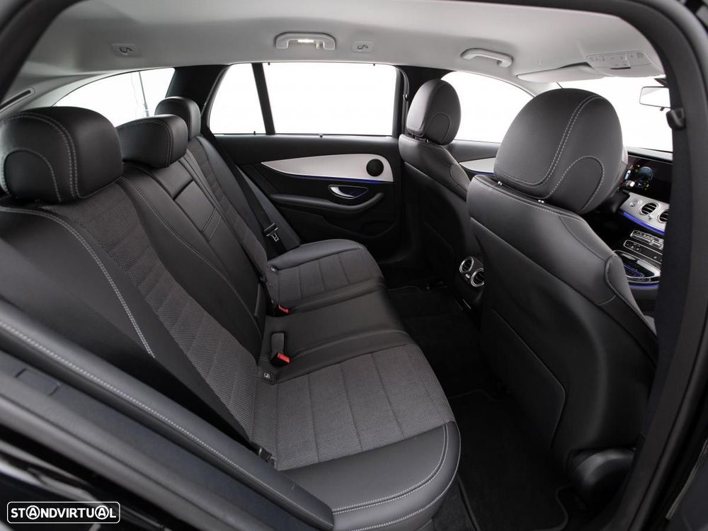 Mercedes-Benz E 300 de 4Matic 9G-TRONIC Avantgarde - 13