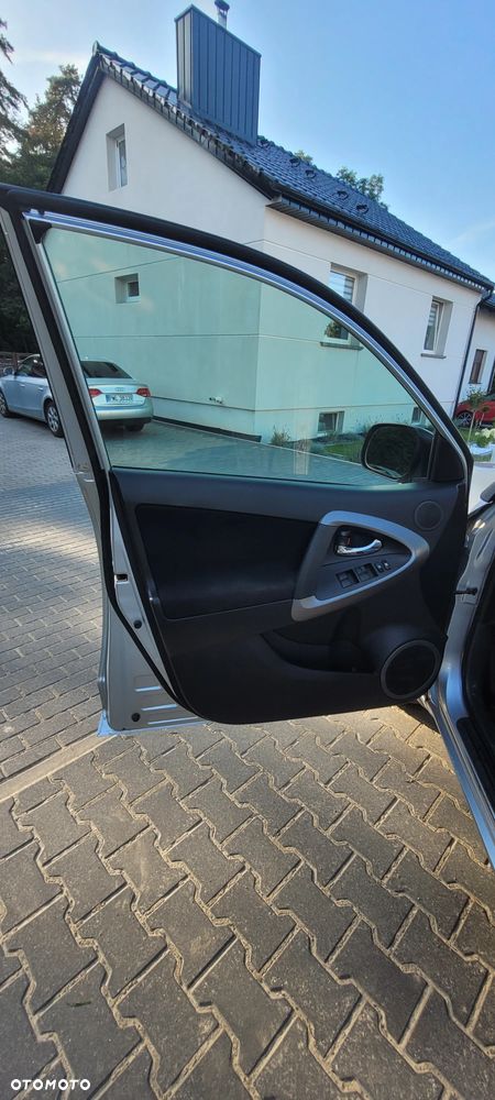 Toyota RAV4 2.2 D-CAT 4x4 Executive - 17