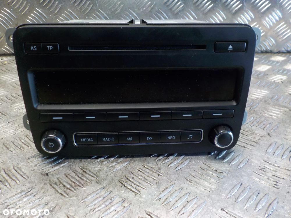 SKODA FABIA II LIFT RADIO 5J0035161G - 1