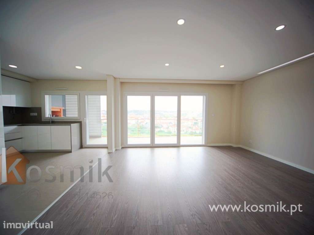 DUPLEX T4 + 2 salas - SOLVILLAS :: ODIVELAS :: NOVO : Equipado : Ch... - Grande imagem: 3/60