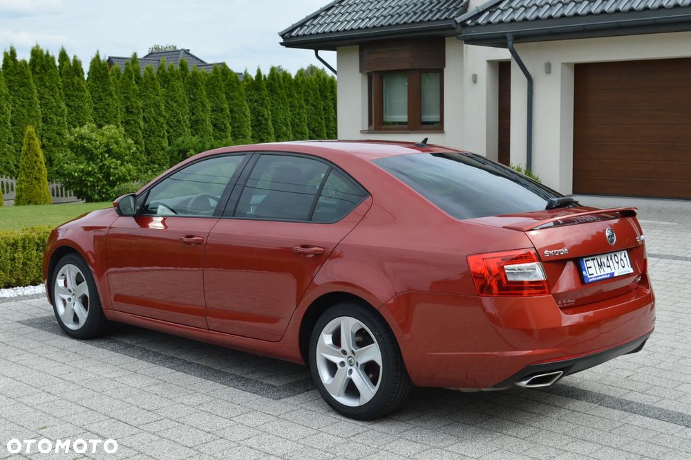 Skoda Octavia 2.0 TDI RS DSG - 5