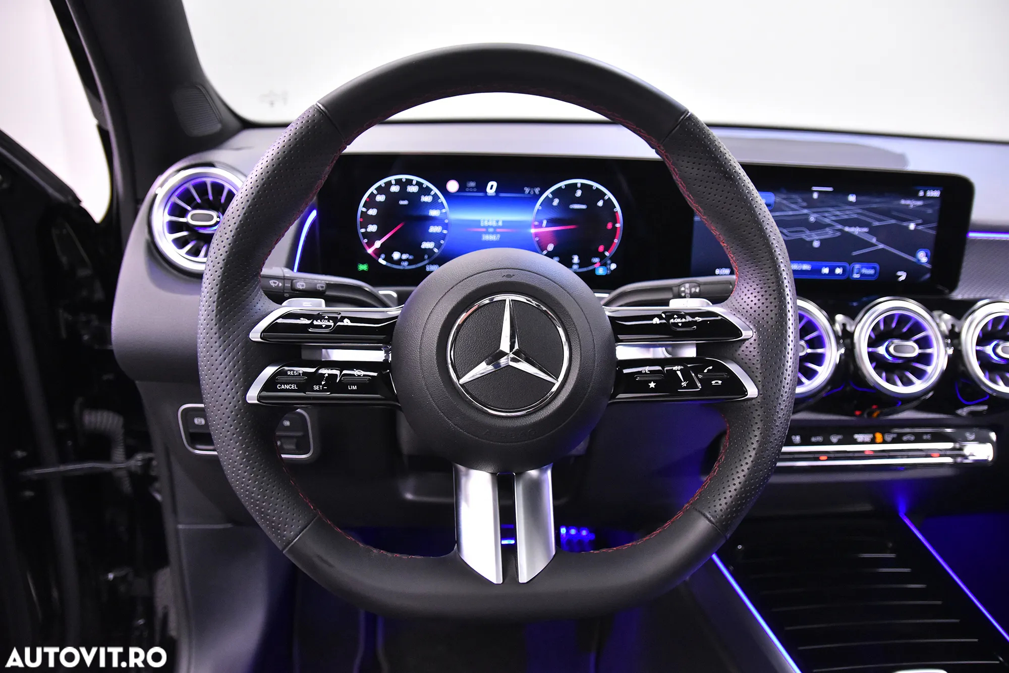 Mercedes-Benz GLB 200 d 4MATIC Aut. - 17