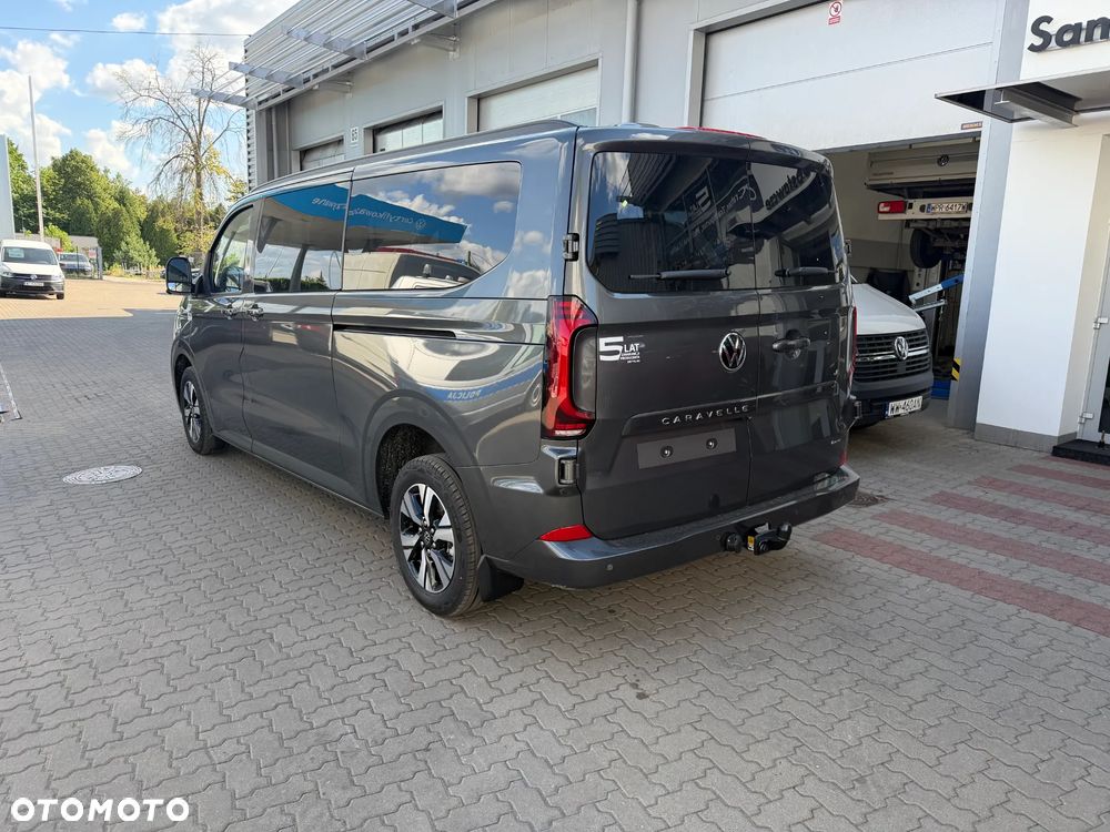 Volkswagen Caravelle - 5