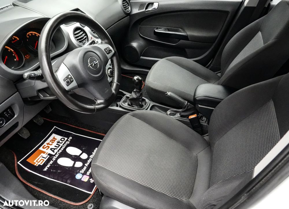 Opel Corsa 1.2 Essentia - 11