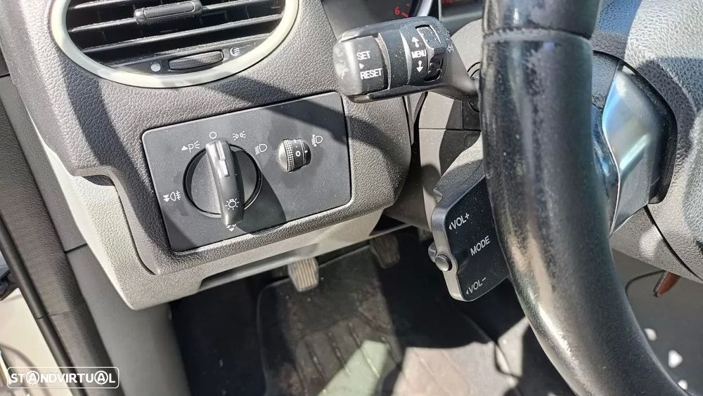 Ford Focus 1.6 TDCi Sport - 10