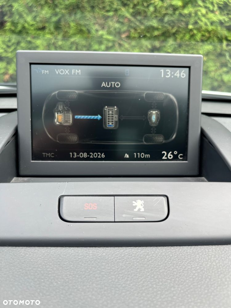 Peugeot 3008 2.0 HDi HYbrid4 - 22