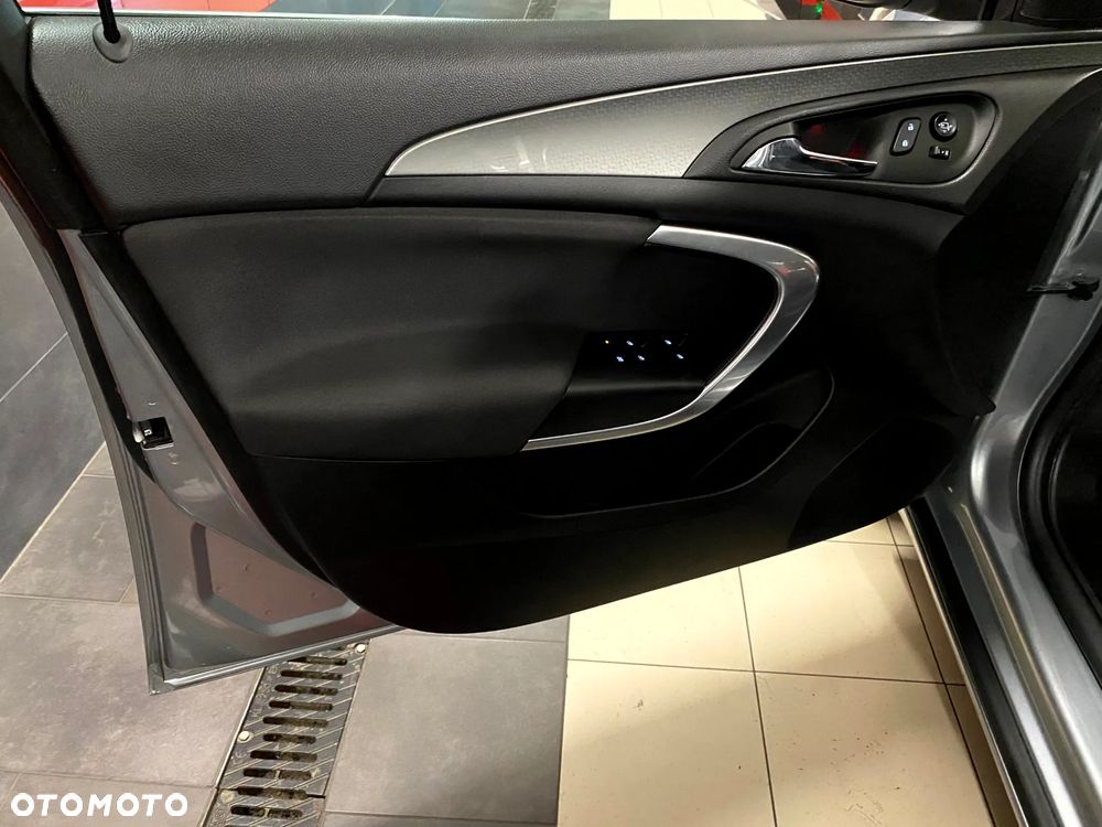 Opel Insignia 1.6 T Cosmo - 20