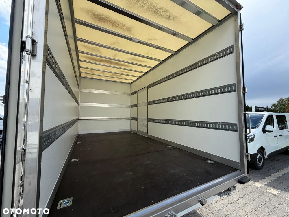 Renault Master kontener - 14
